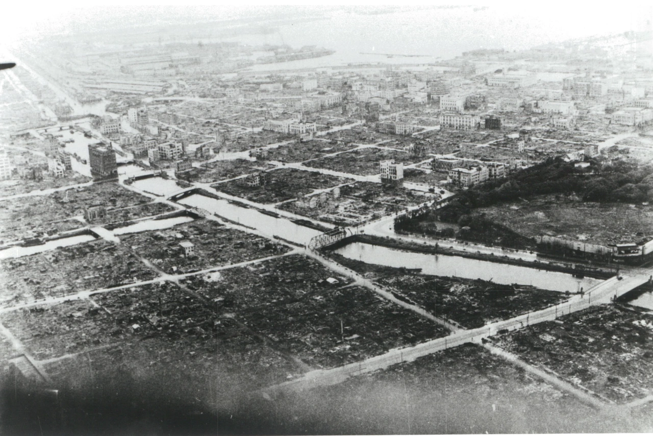 
<span>作家たちが戦後60年で寄せた「東京大空襲」証言録</span>
