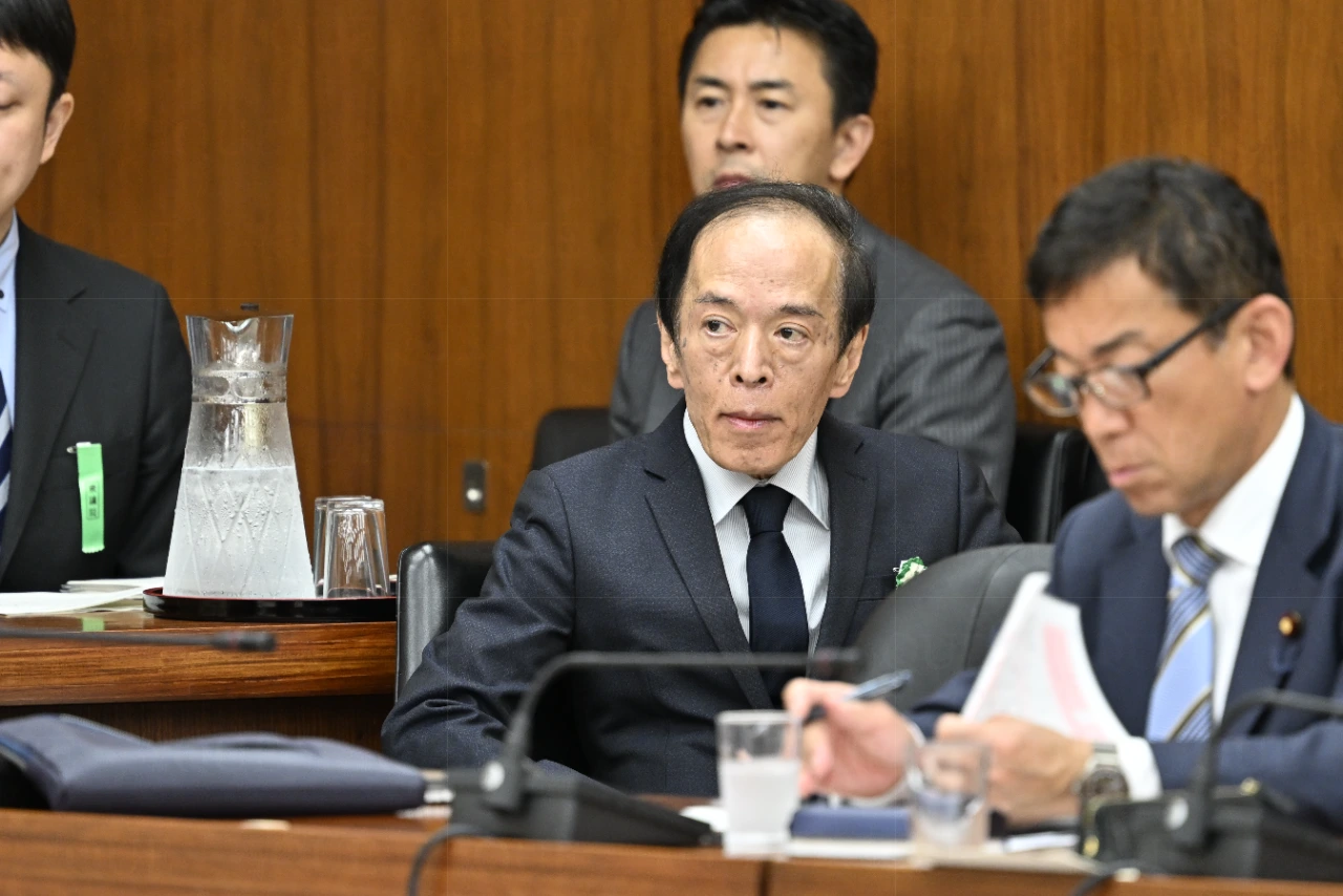 
<span>総理本命の副総裁2人が逃げて日銀新総裁「植田和男」の交遊録</span>
