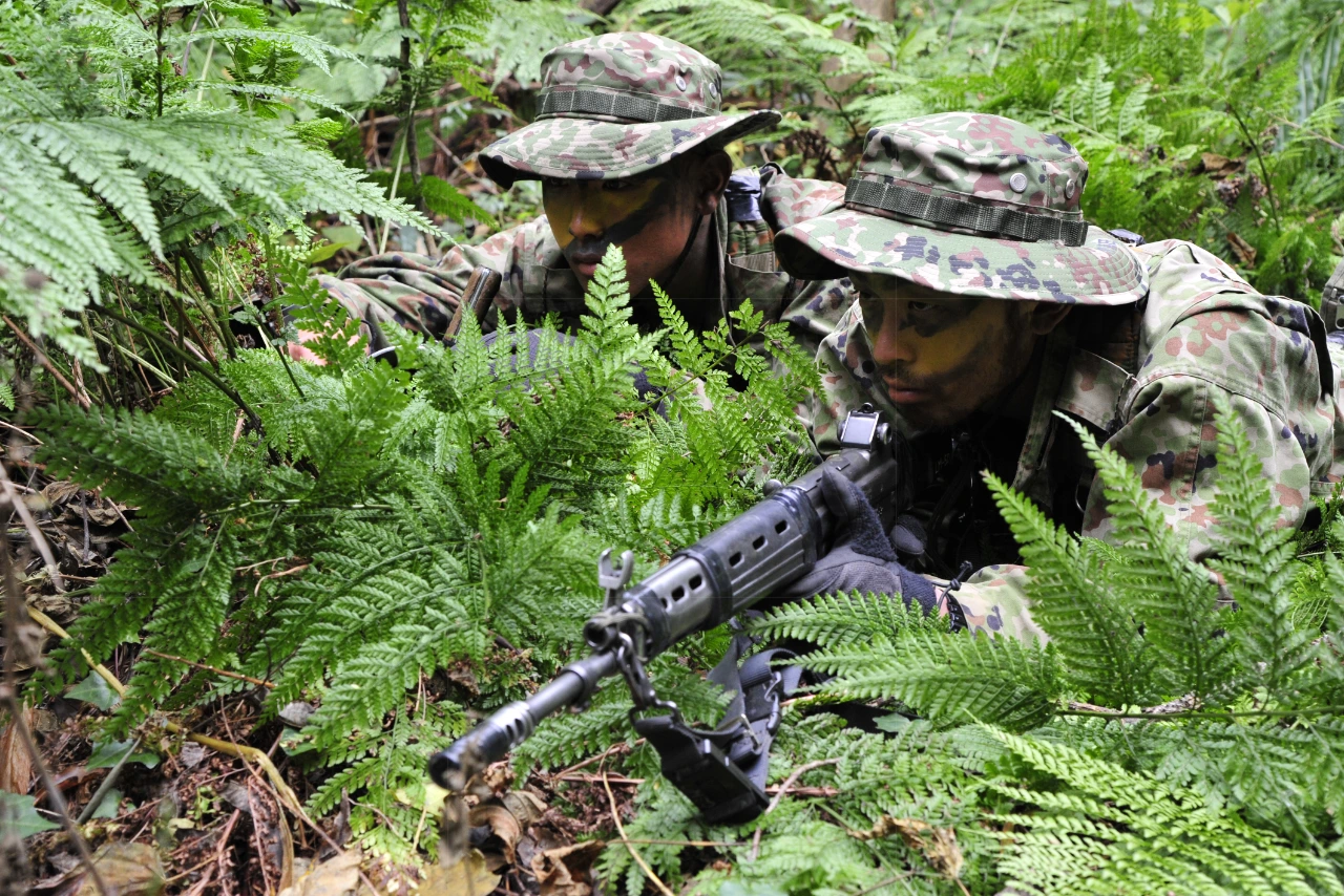 
<span>「何がハラスメントになるか分からない……」現役自衛官が苦悩を激白　「令和流指導」で弱体化する「自衛隊」の研究</span>
