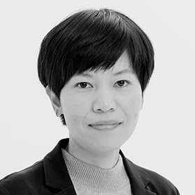 山口亮子