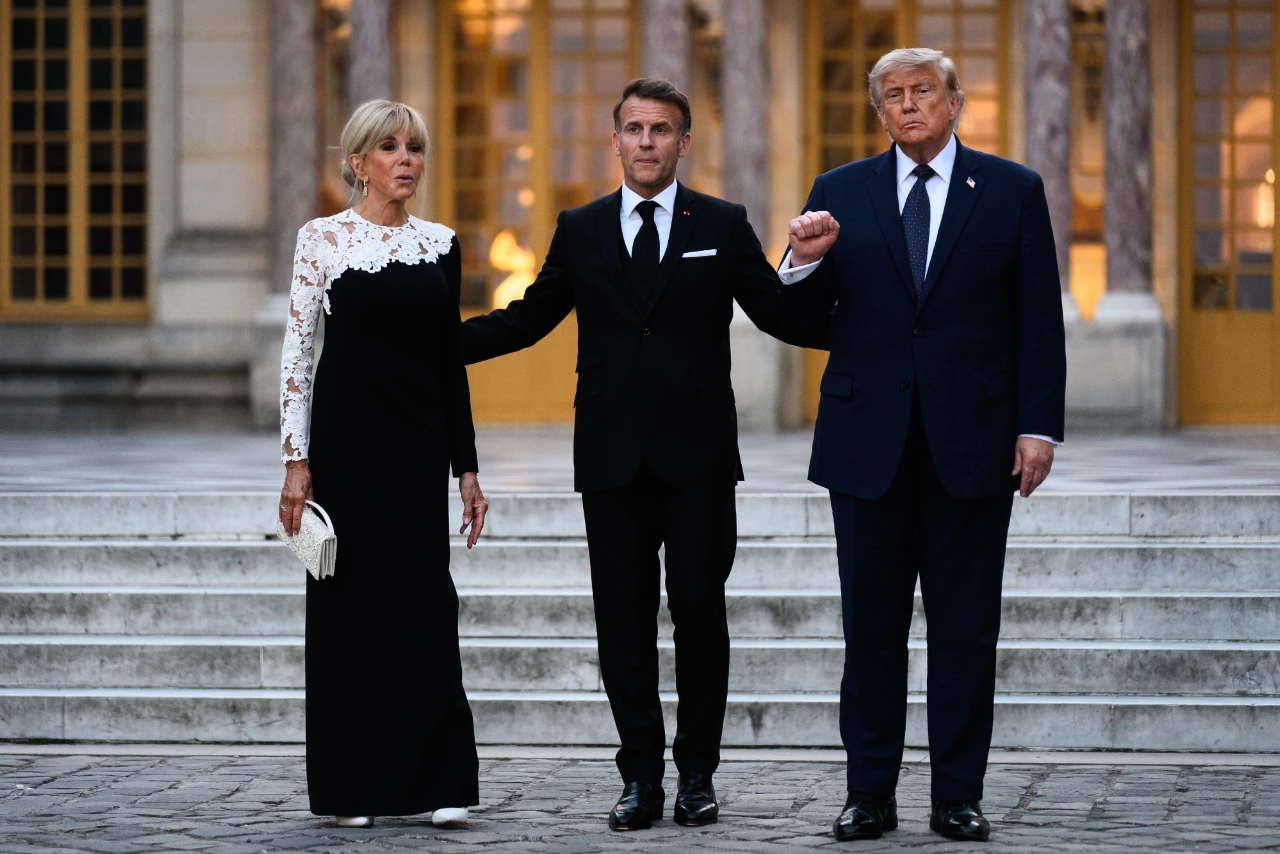 
<span>イラン合意、検証されるトランプ大統領「自画自賛の苦さ」</span>
