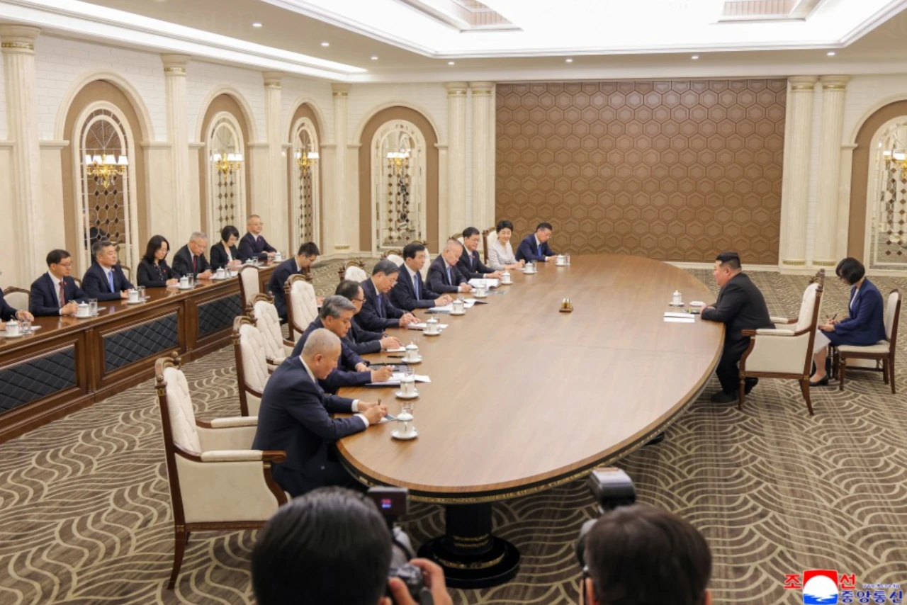 
<span>中国とベラルーシの代表団が「元山葛麻海岸観光地区」を相次いで訪問（2026年7月12日～7月18日）</span>
