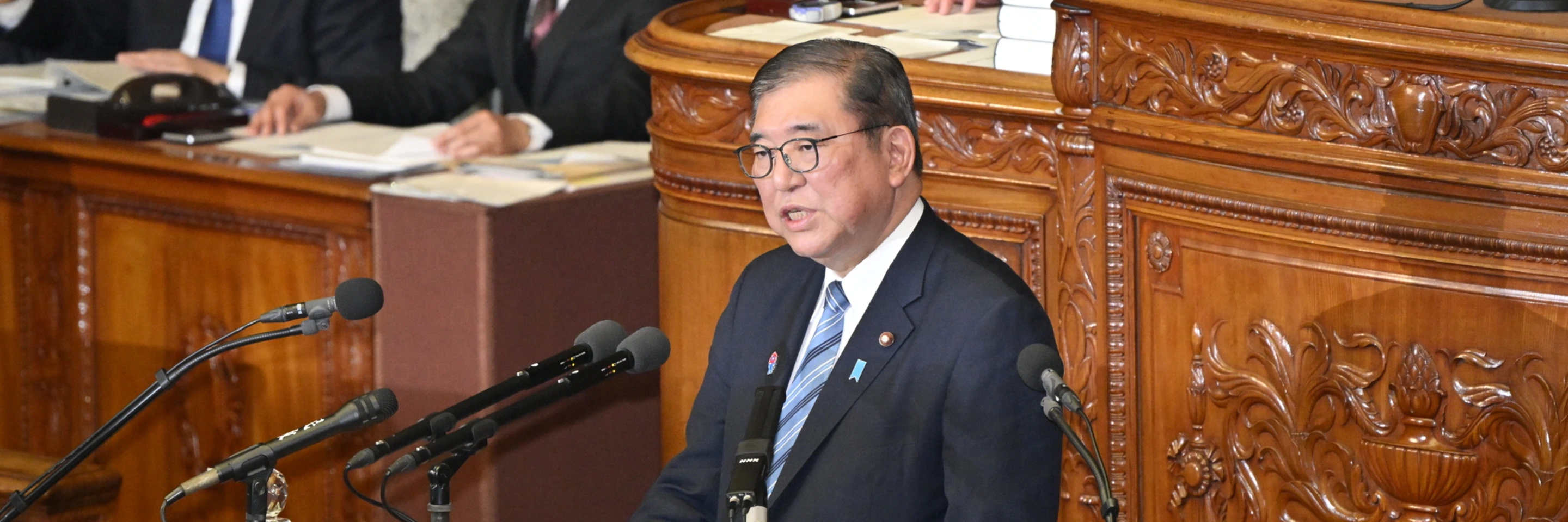 
<span>「楽しい日本」「“神に選ばれた”トランプ大統領との極秘電話」「赤沢さんに任せた日米関税交渉」の裏側　石破茂前首相が明かす施政方針演説から日米首脳会談まで</span>
