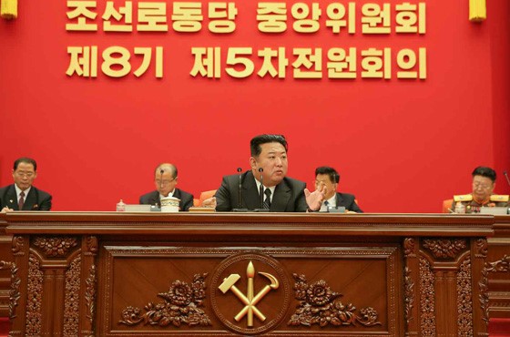 
<span>北朝鮮「党・軍・内閣」大幅人事：照準は「未曽有の国難」打開（上）</span>
