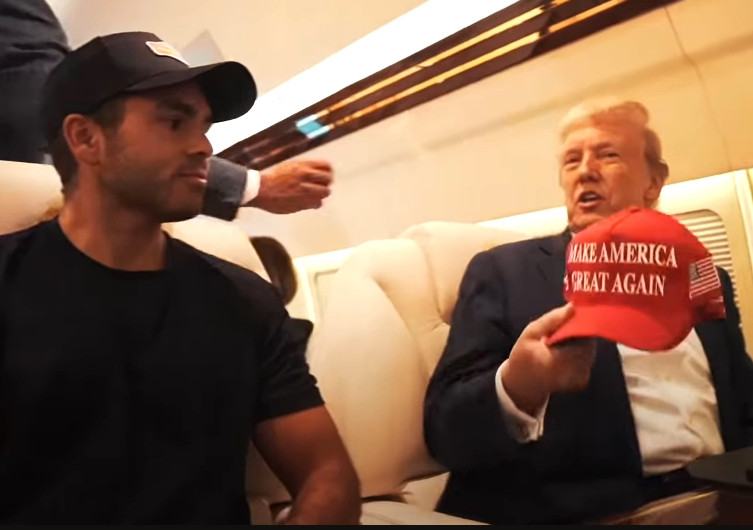 「お前の体、俺の選択」――トランプがリーチした「マノスフィア」のZ世代男性
