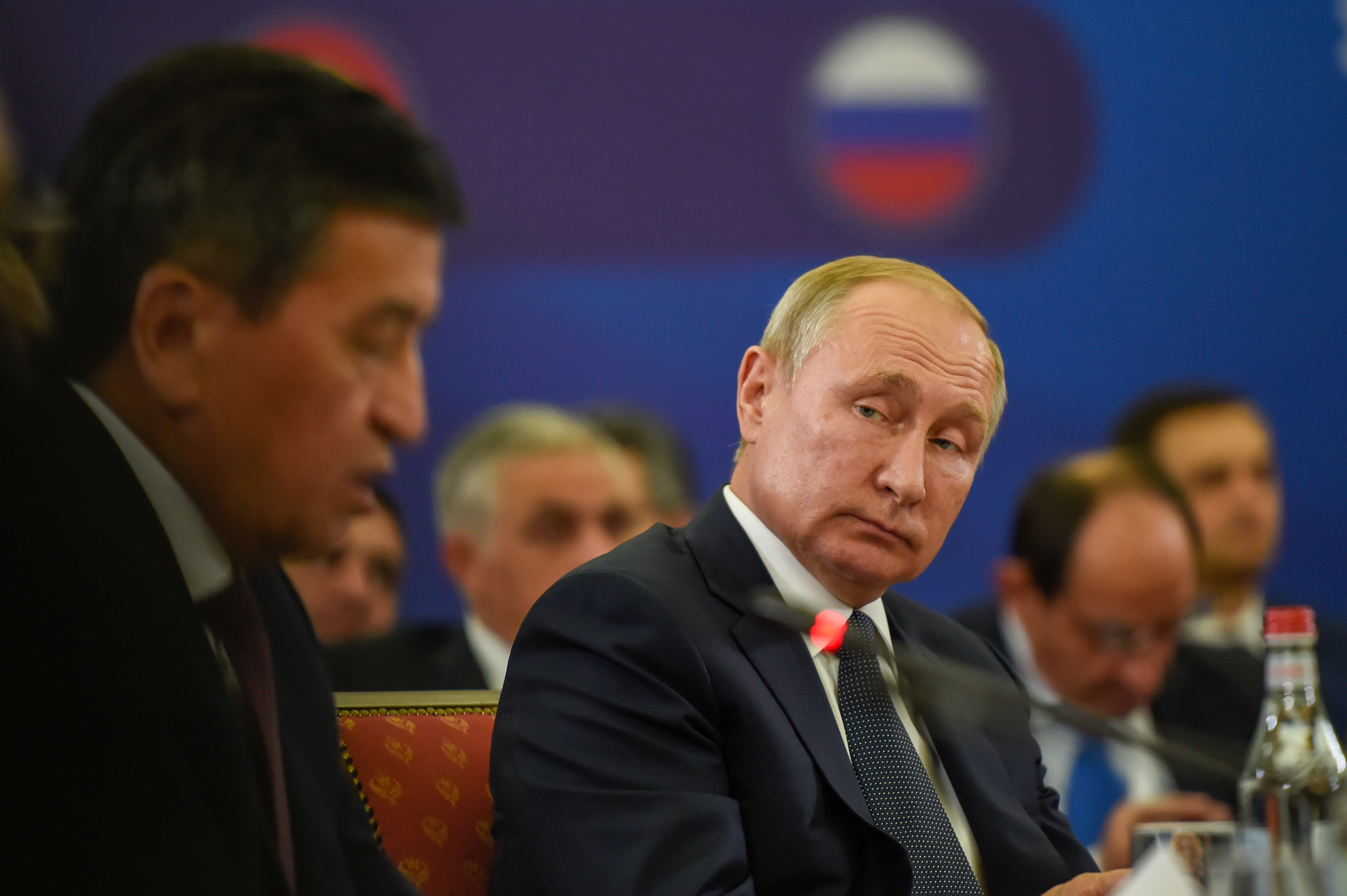 
<span>「皇帝」になった工作員・プーチンの世界はなぜ歪むか――「ポストロシア」の国際秩序</span>
