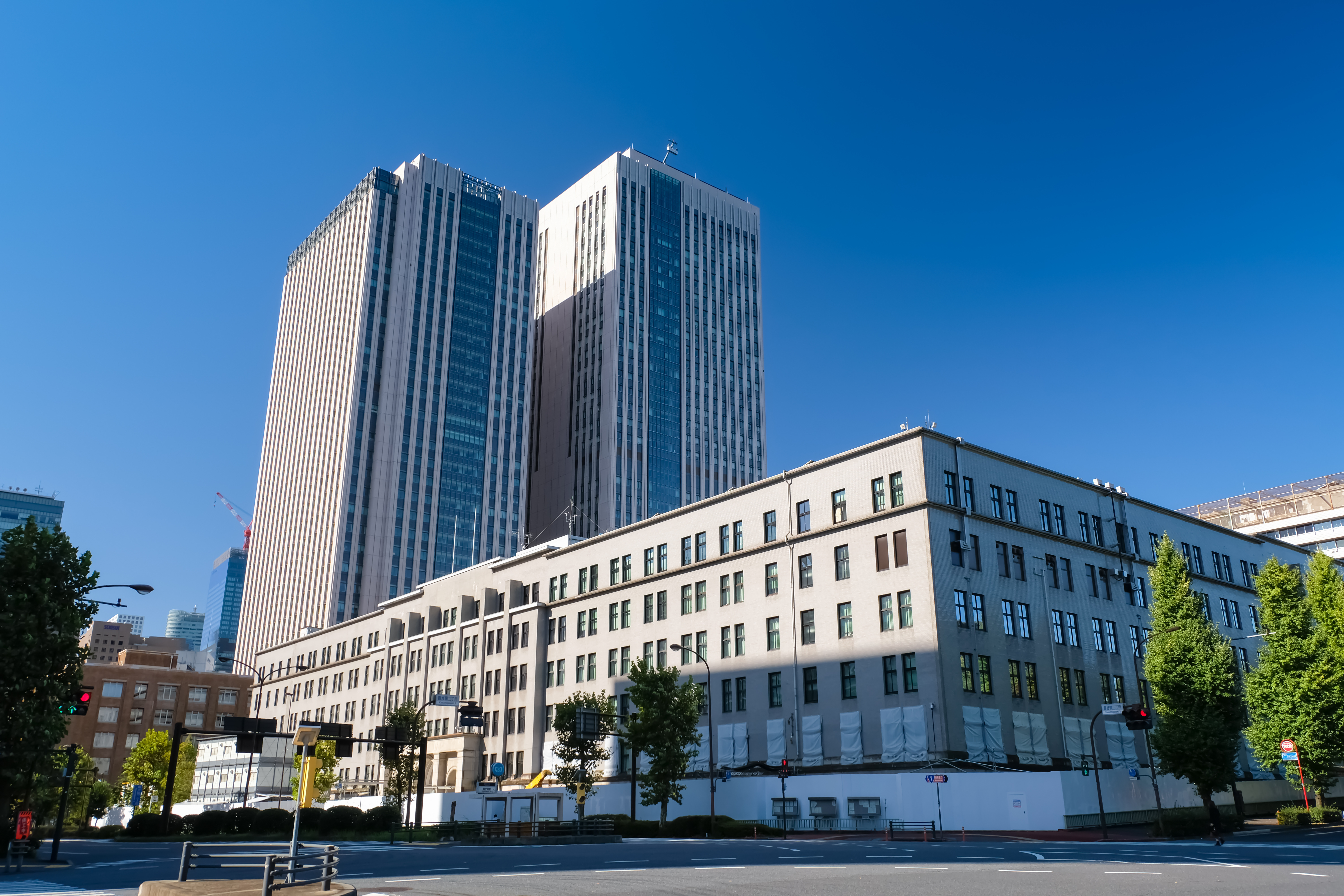 
<span>「安倍・菅政権人事の遺物」財務省の矢野事務次官退任　新体制に戦々恐々の厚労省と医療界</span>
