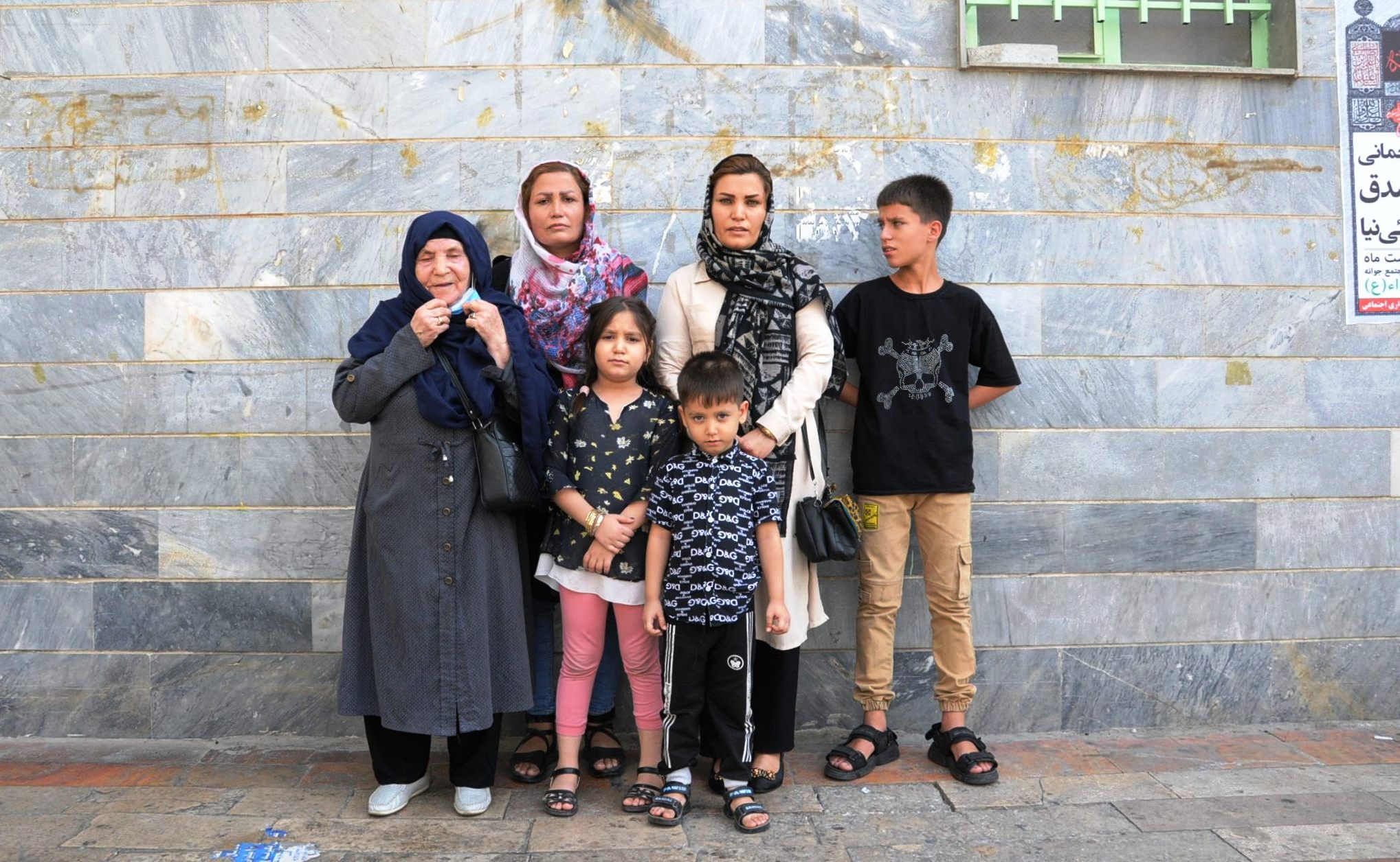 
<span>アフガン難民：イランに逃れてきた母子の恐怖と絶望</span>
