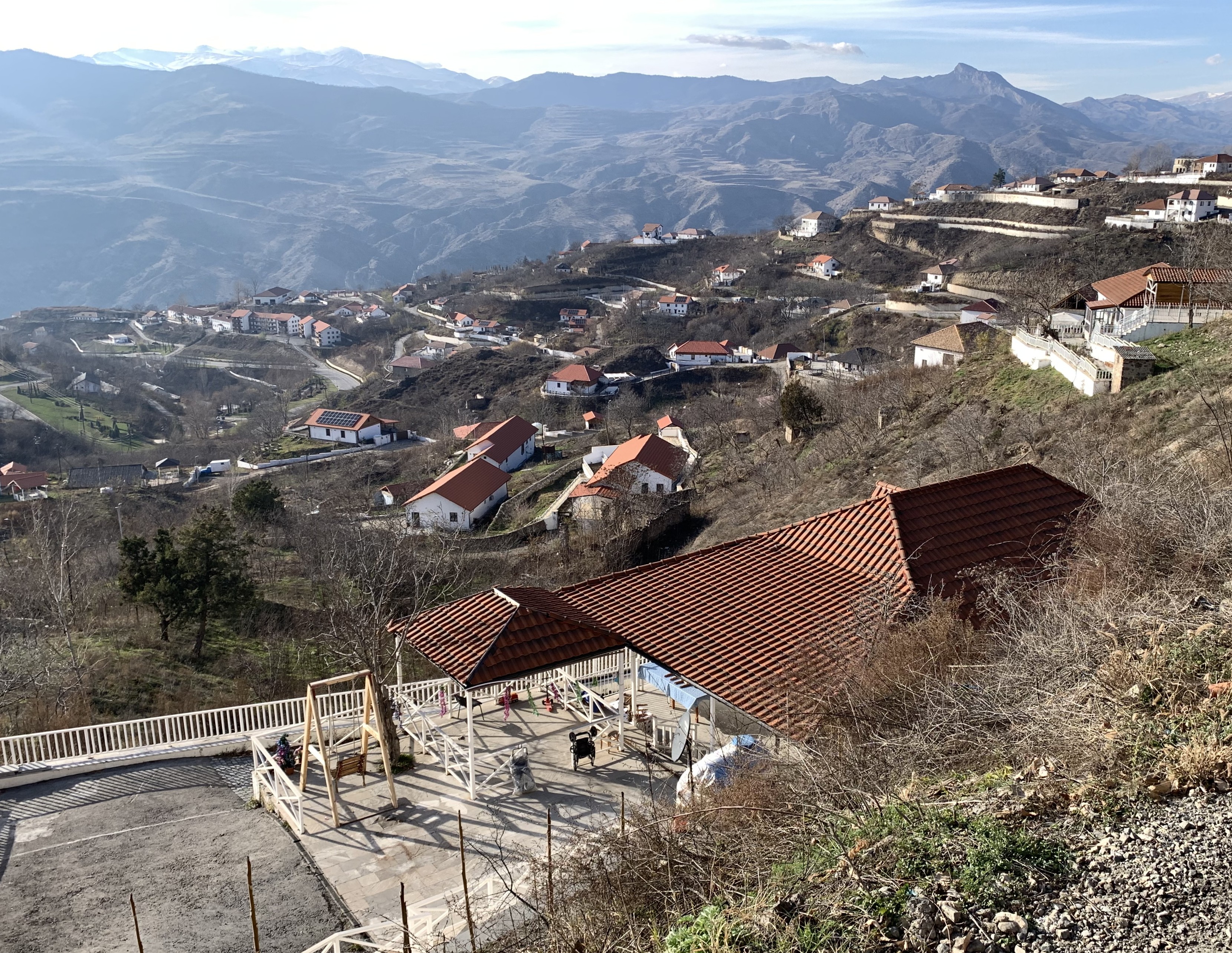 
<span>ナゴルノ・カラバフ「統一」後の現在（3）　住民の定着進むラチン</span>
