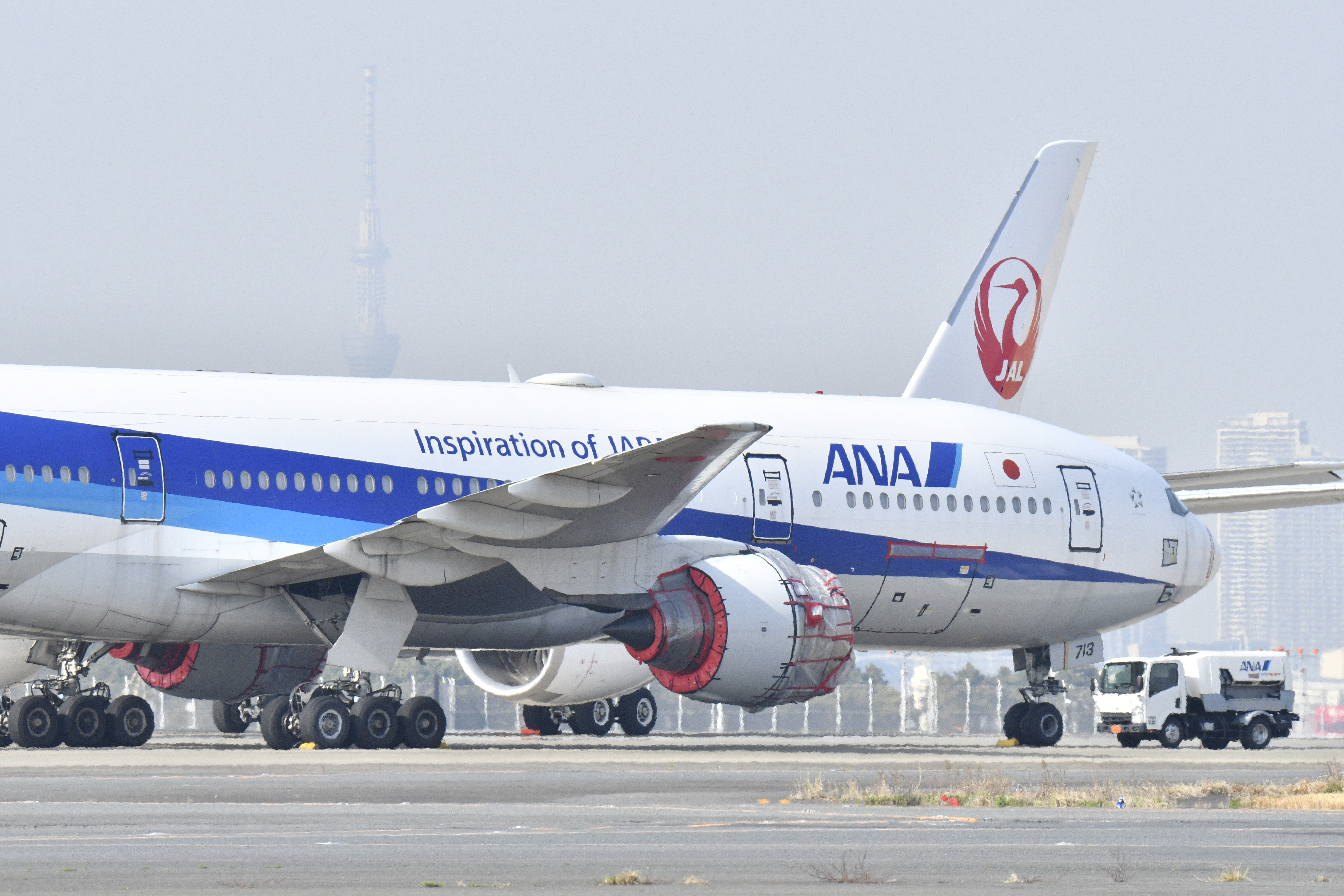 
<span>相次ぐ航空機トラブルの陰に「空の2030年問題」　人手不足でも“憧れの職業”パイロットを増やせない理由</span>
