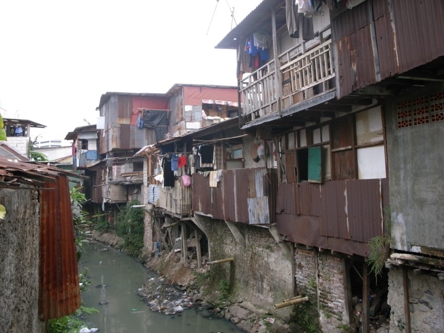 
<span>インドネシアの住民参加型スラム改善と「まちづくり」の展開</span>
