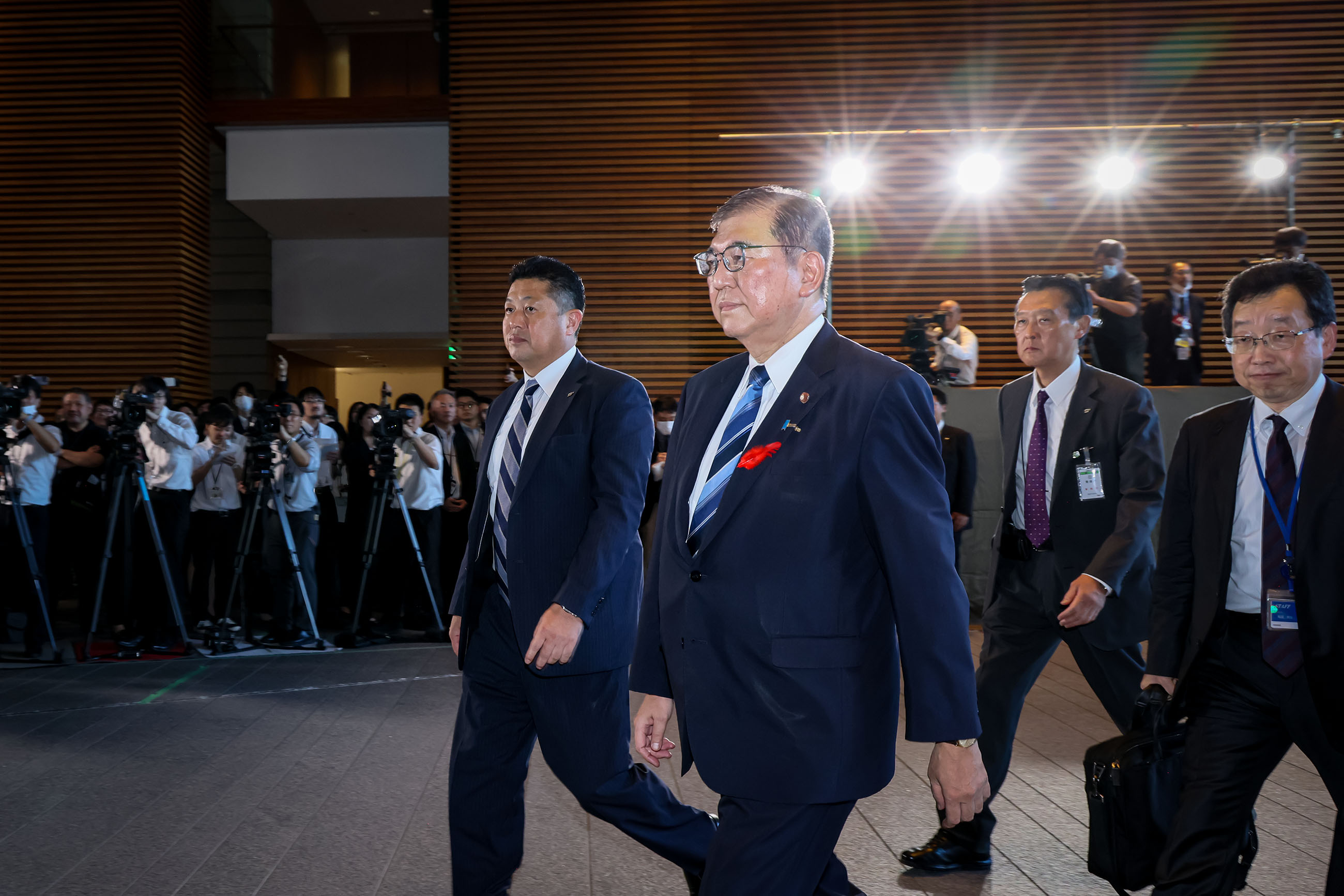 
<span>人事が物語る「孤独な総理」石破茂、総選挙で高市支持層が“離反”の恐れも</span>
