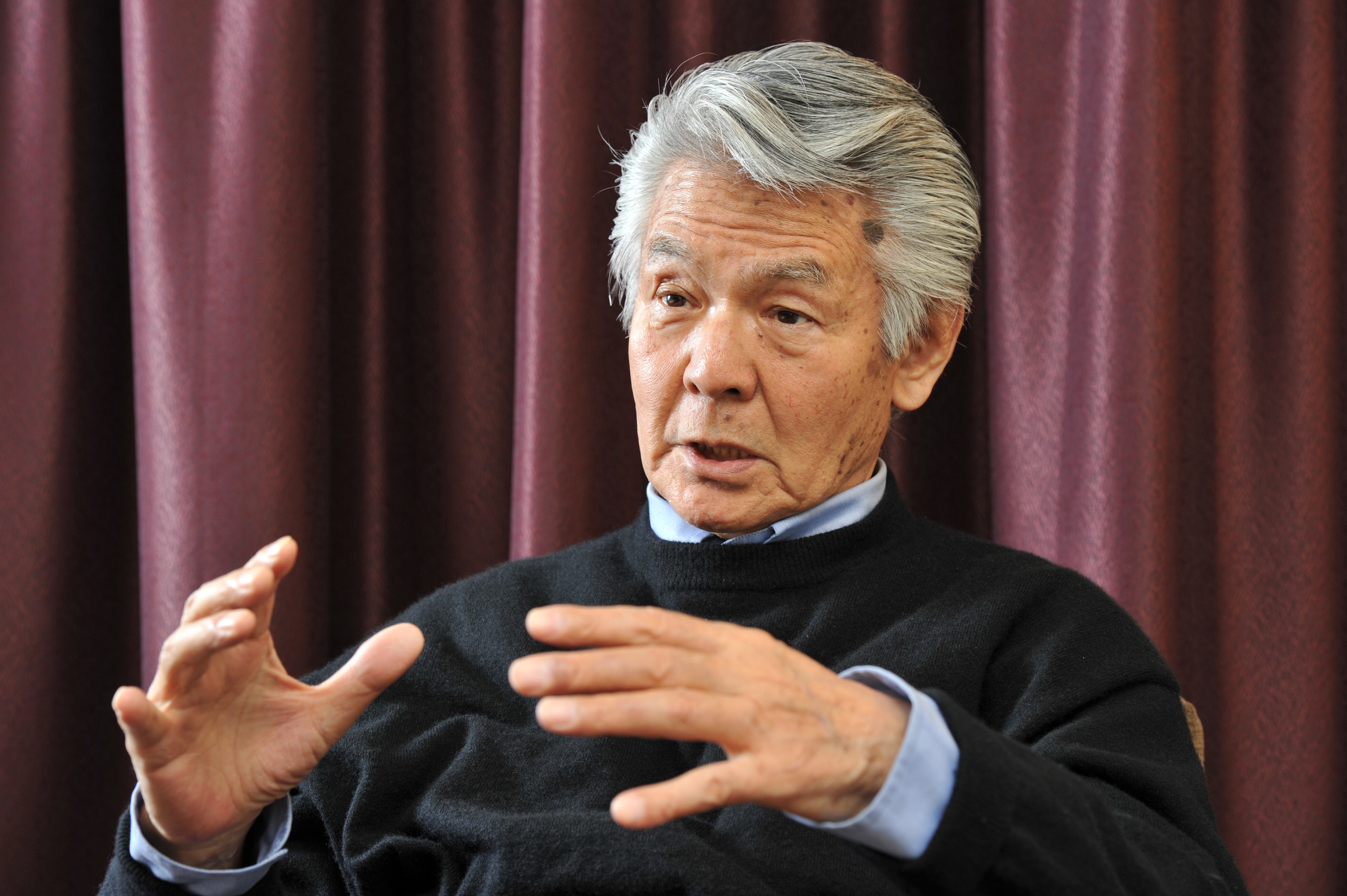 
<span>没後7年　“婦唱夫随”の夫人が明かした「菅原文太の真実」</span>
