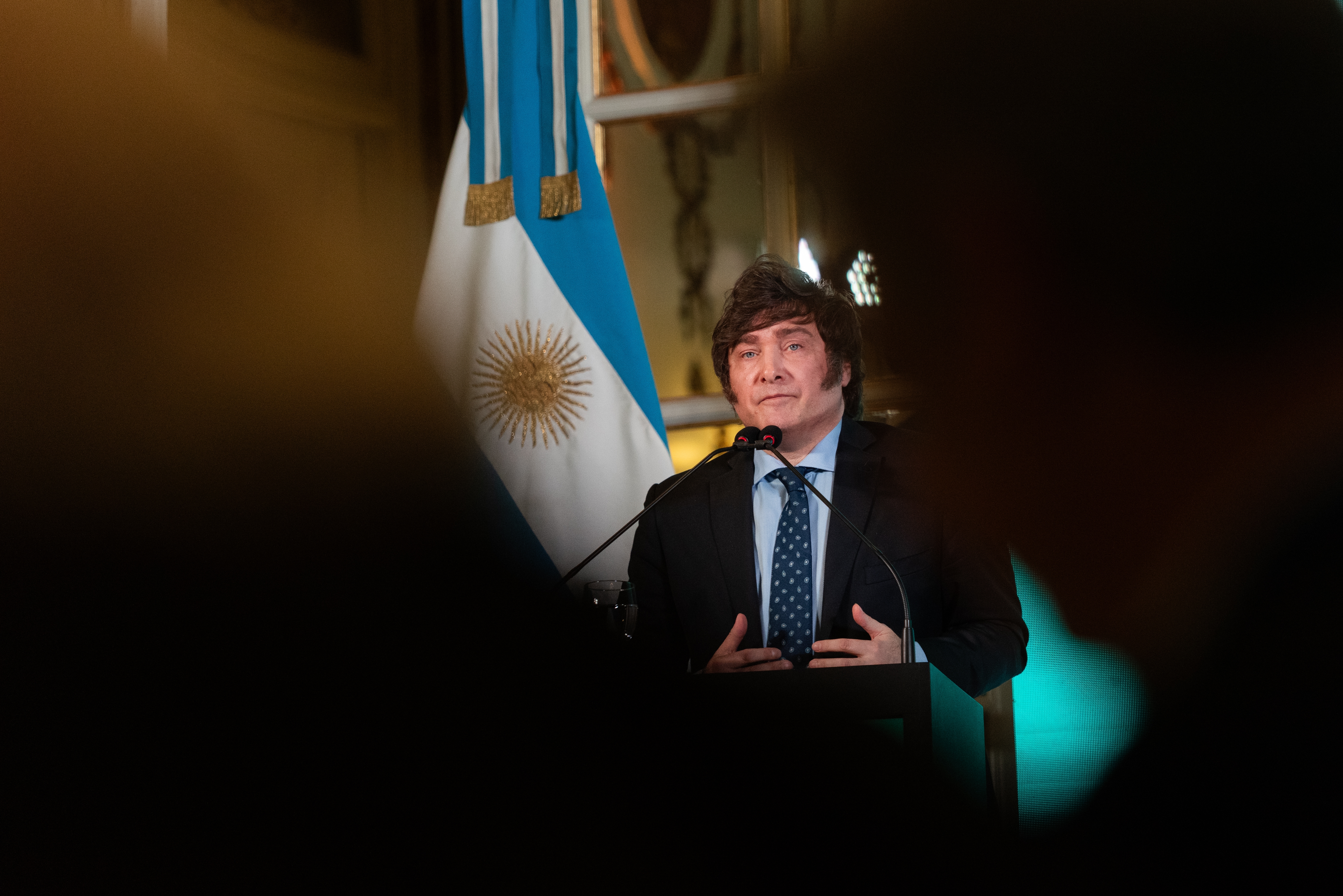 
<span>貧困層は540万人増、アルゼンチン緊縮財政「ショック療法」に迫る「我慢の限界」</span>
