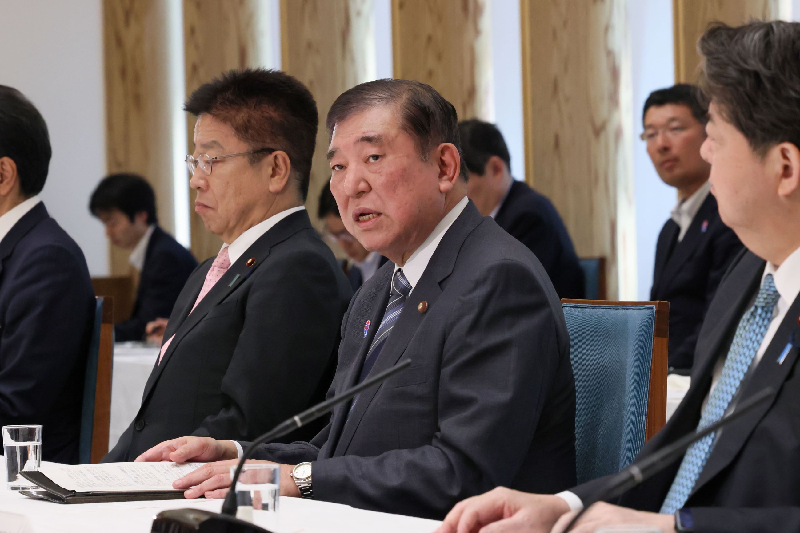 
<span>消費減税は拒否、石破総理は「トランプと直接交渉」に参院選を賭ける？</span>
