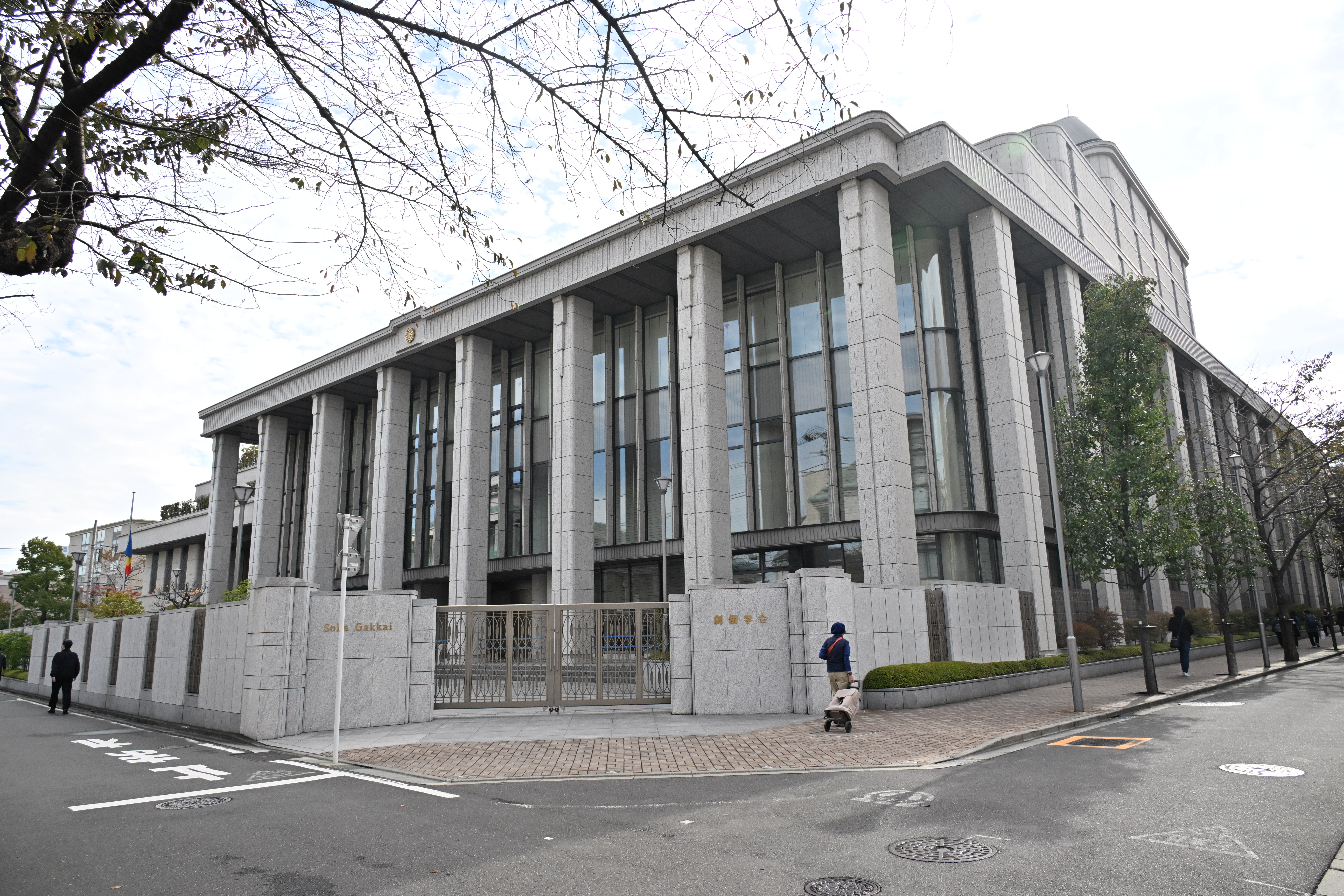 
<span>側近らが目撃していた創価学会「池田大作」名誉会長の“二面性”</span>
