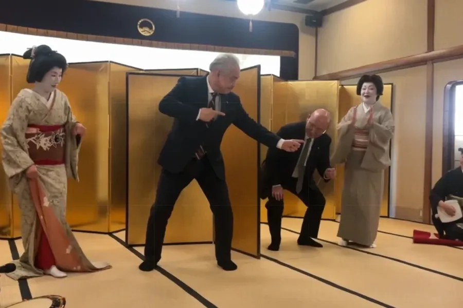 診療報酬「歴史的引き上げ」直後の“お座敷どんちゃん騒ぎ”と「恨み」蠢く会長選挙