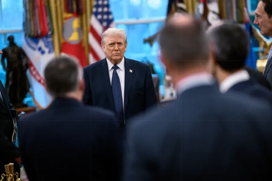 トランプ政権の支持率分析から見える高市政権「逆回転」の萌芽
