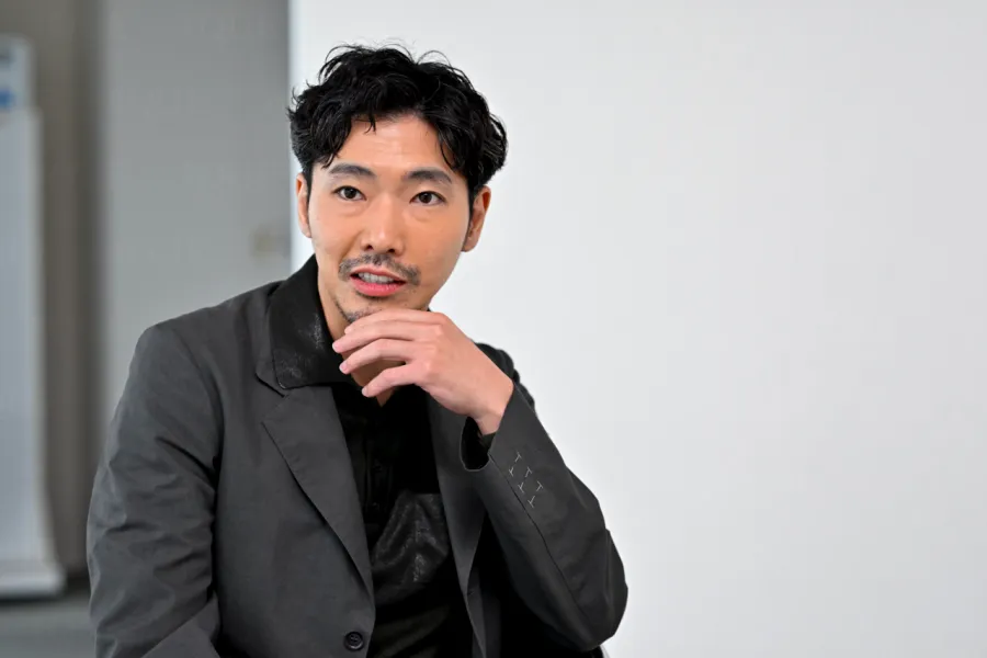 柄本佑が語る映画の記憶――心が震える、落涙する、新しい体験を求めて