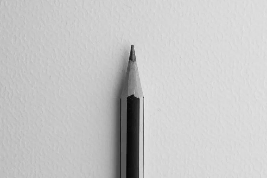 「人間」を学ぶための国語と数学、そして文学を――AI教育が加速する時代に「文科省」が置き去りにする基礎科目