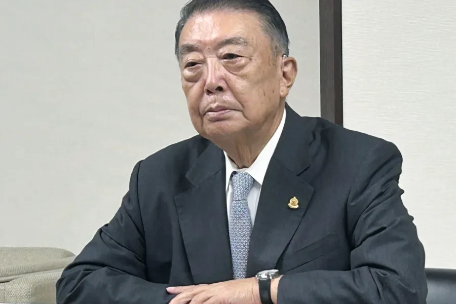 「ヘリクツ、ヘリクツ」「ネバネバ丼とあんかけ焼きそばどっちがいい」野党とも番記者とも向き合い続ける国対委員長の流儀