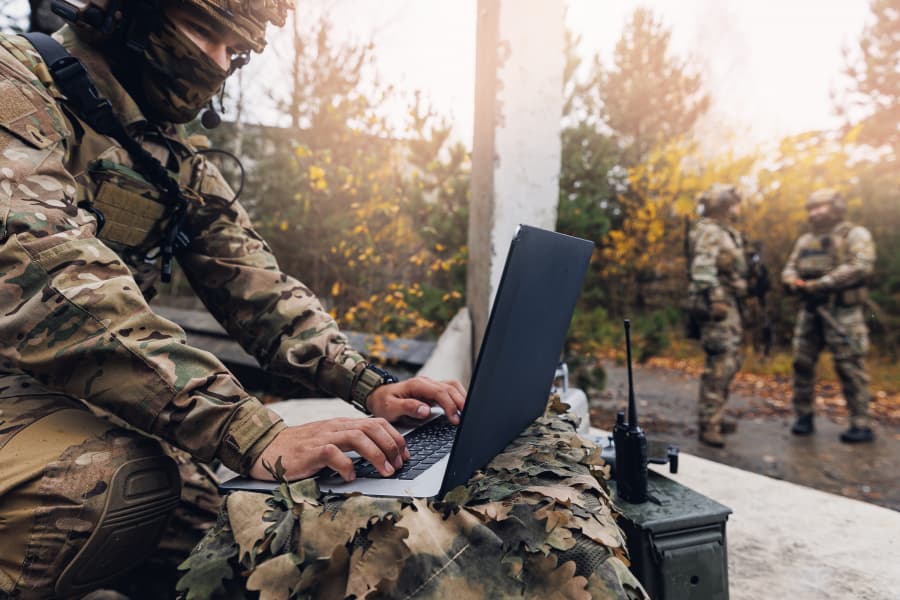 AIは軍事作戦を計画するか――米中軍事対立と「データの戦い」