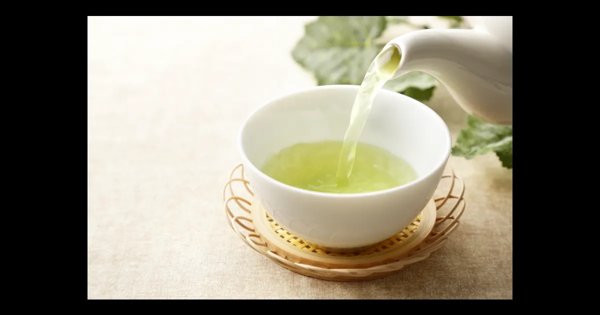 消費者庁が茶のネオニコチノイド系農薬イミダクロプリドの残留基準値を30ppmへ緩和する改正案を公示